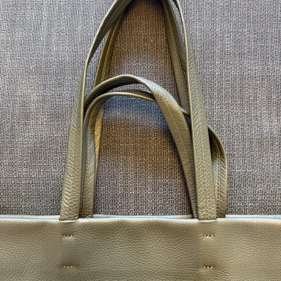NWOT Cuyana Tall Easy Tote Dark Olive - Picture 10 of 13